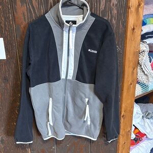 Columbia Two-Tone Black and Gray Fleece Jacket